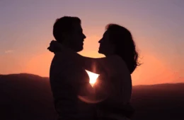 A paixão está no ar! Os sinais que alguém está apaixonado por você