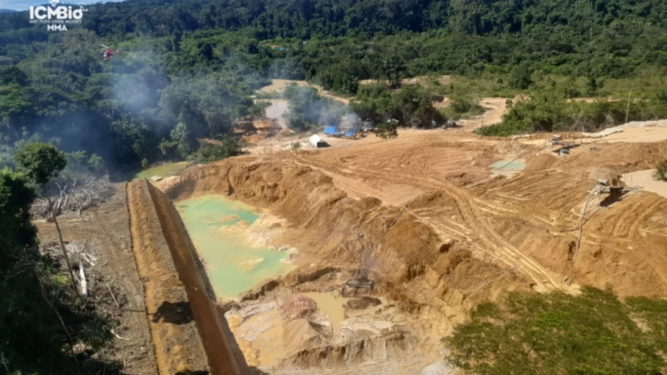 Menos de 10% do garimpo de ouro é legalizado no Brasil