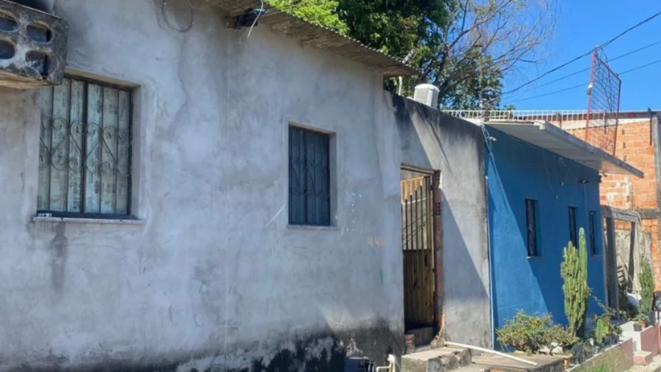 Homem é assassinado em Manaus antes de sair para trabalhar