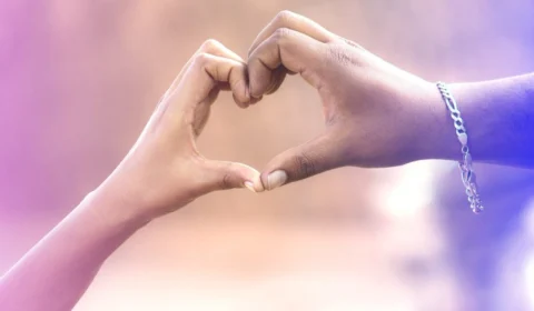 Casais não querem gastar no Dia dos Namorados, diz pesquisa