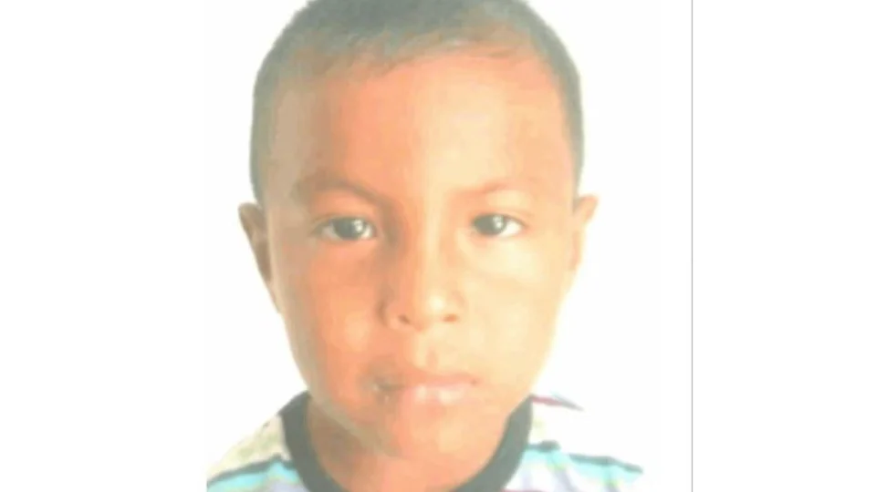 Criança de 11 anos que morreu em Pacaraima: polícia autua pai e madrasta e descarta estupro no caso