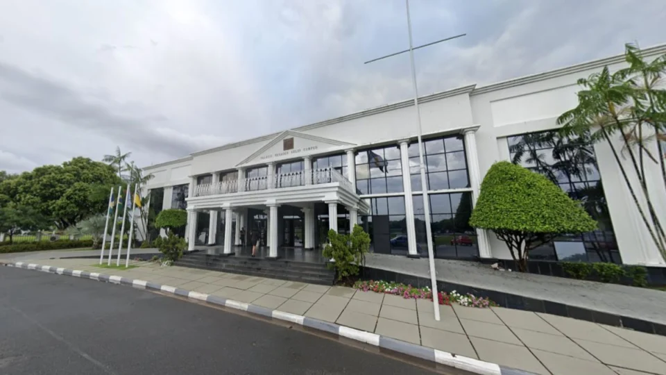 Servidores estaduais de Roraima paralisam por 24 horas em protesto por reajuste salarial