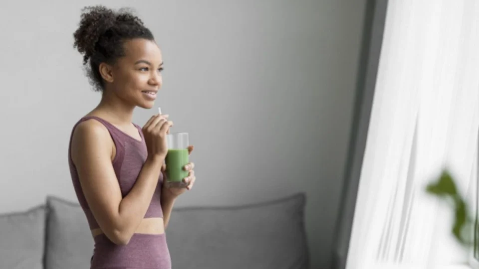 Sucos para pré-treino: conheça os benefícios e receitas de bebidas para tomar antes dos exercícios