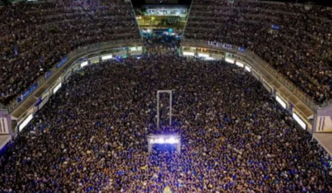 Caprichoso celebra vitória durante “Festa do Triunfo” em Manaus