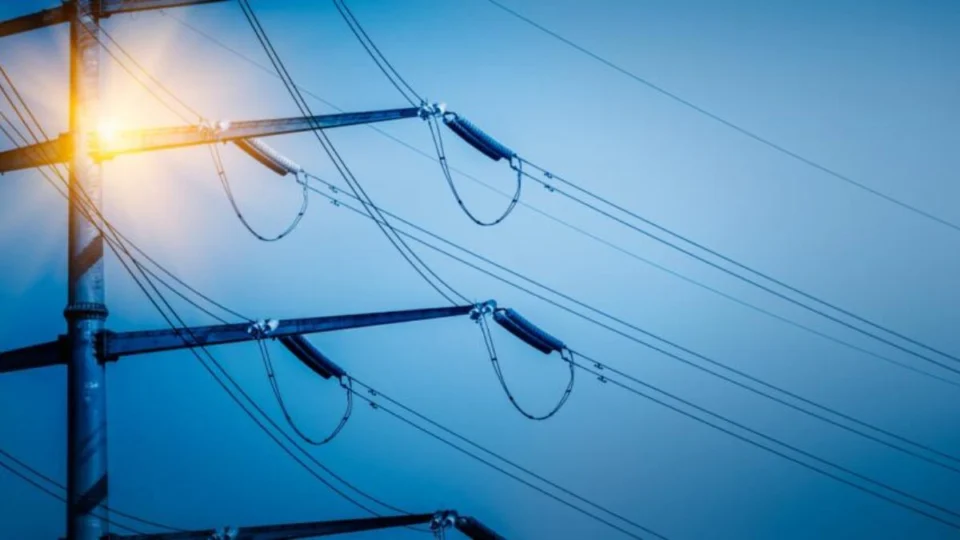 Manaus: confira os bairros que devem ficar sem energia nesta terça (9)