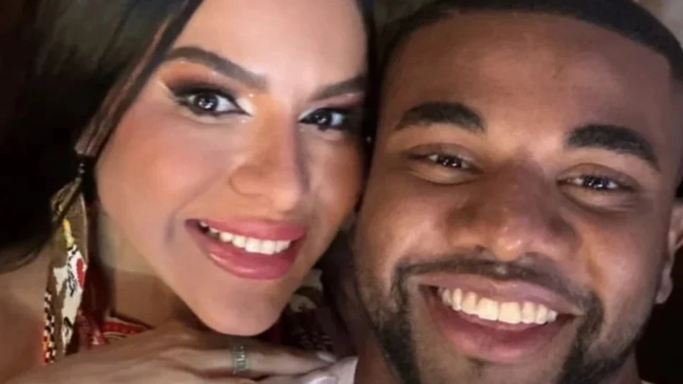Davi assume romance com musa do Garantido em nova foto; veja