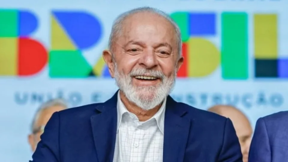 Pesquisa mostra aprovação de Lula em 54%