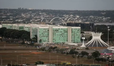 Saúde e PAC  serão afetados com congelamento do governo