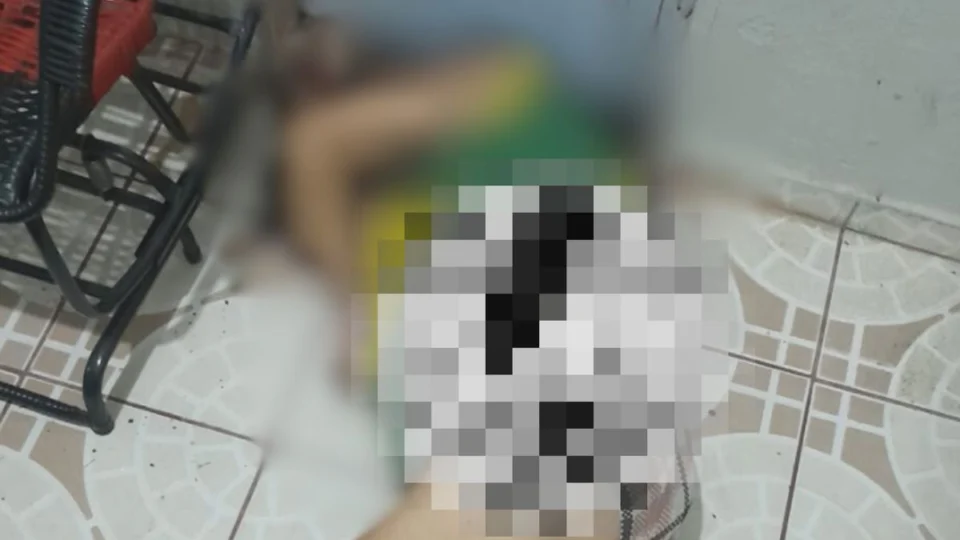 Idosa é encontrada morta com golpes de enxada dentro de casa em Manaus