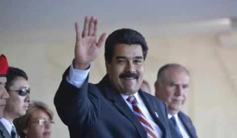 Maduro é reeleito presidente da Venezuela com 51,2% dos votos