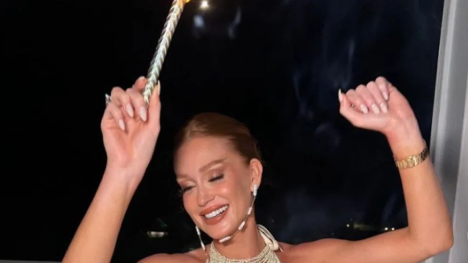 Mãe de Marina Ruy Barbosa rouba a cena em foto com a filha