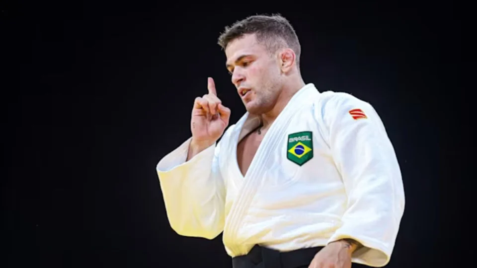 Olimpíadas 2024: William do judô garante 1ª medalha para o Brasil