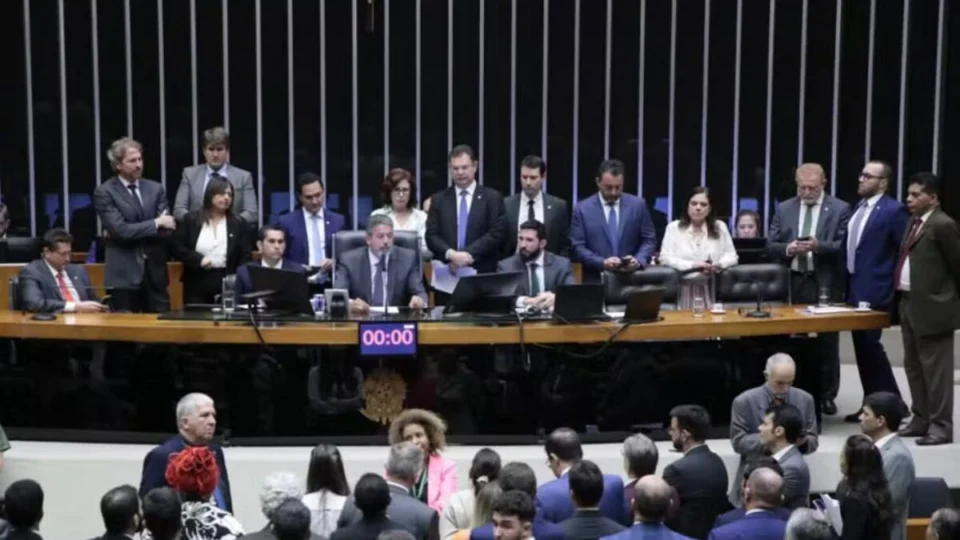 PEC da Anistia: veja como votou cada deputado do Norte