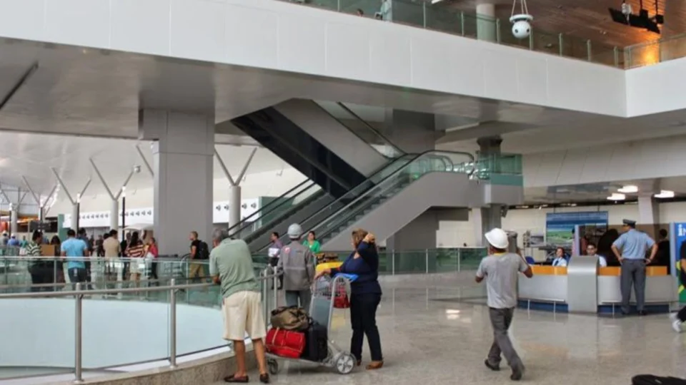 Programa Voa Brasil será lançado nesta quarta, com foco em aposentados do INSS