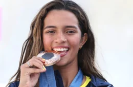 Olimpíadas 2024: Rayssa Leal manda recado religioso em libras