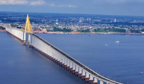 Seca no rio Negro: veja quanto já desceu até esta sexta-feira (12)