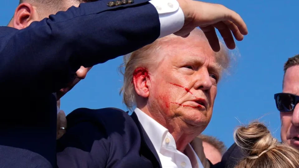 Donald Trump se pronuncia após atentado em comício; veja