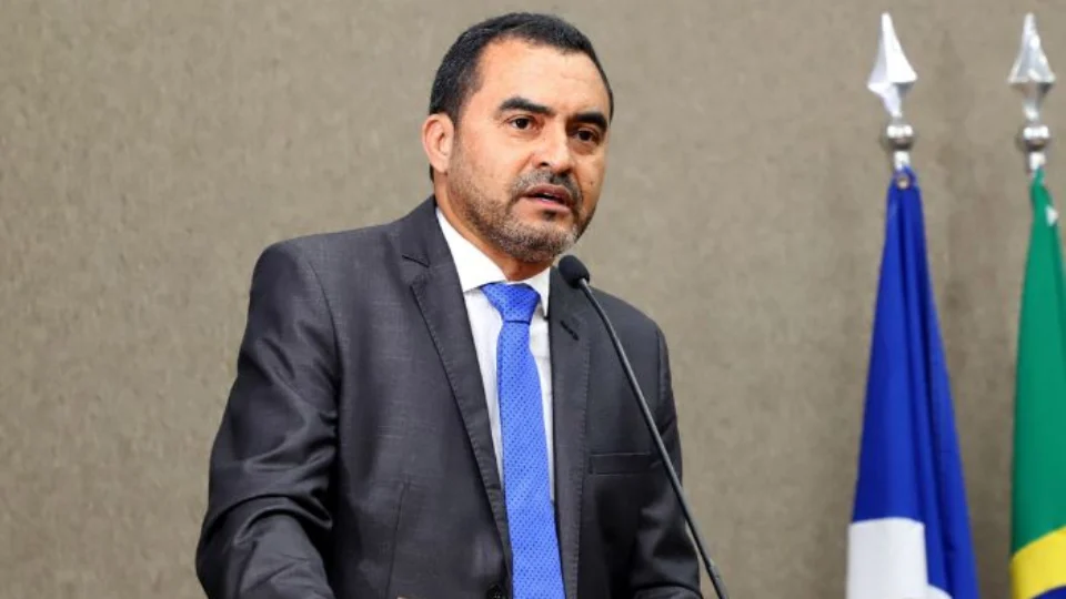 Governador do TO vence ação eleitoral no TRE