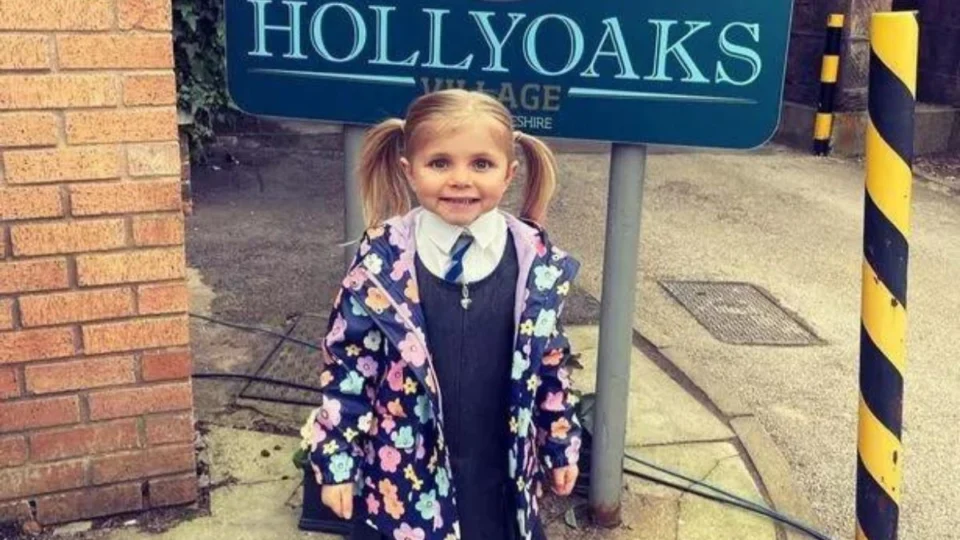 Catapora: atriz mirim fica paralisada após AVC causado pela doença; confira