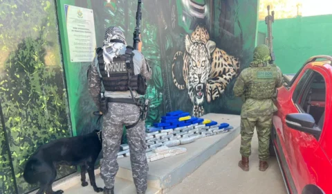 PM apreende veículo com cerca de 70kg de drogas em Rondônia