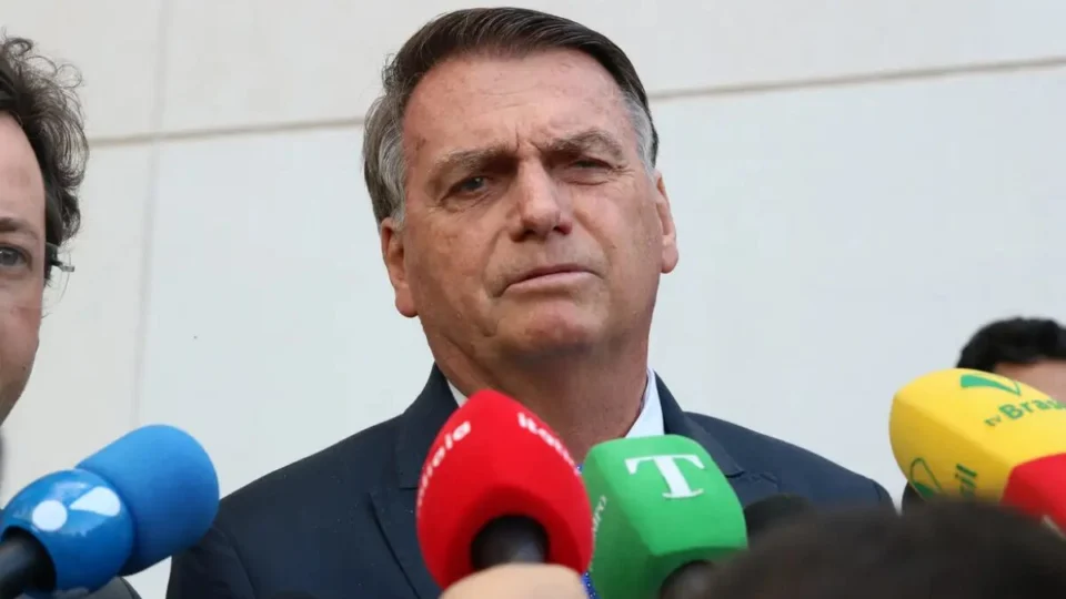 ‘A gente nunca sabe se estão gravando’, diz Bolsonaro em reunião
