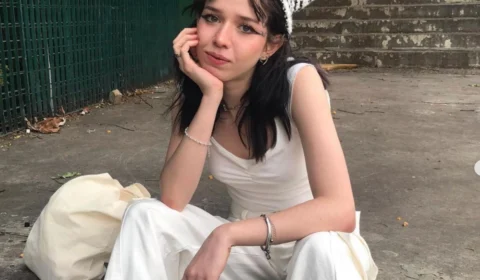 Jovem viraliza no TikTok preparando cadáveres para velório