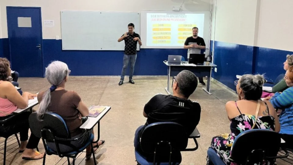 Governo de Roraima promove oficina de capacitação para pessoas surdas