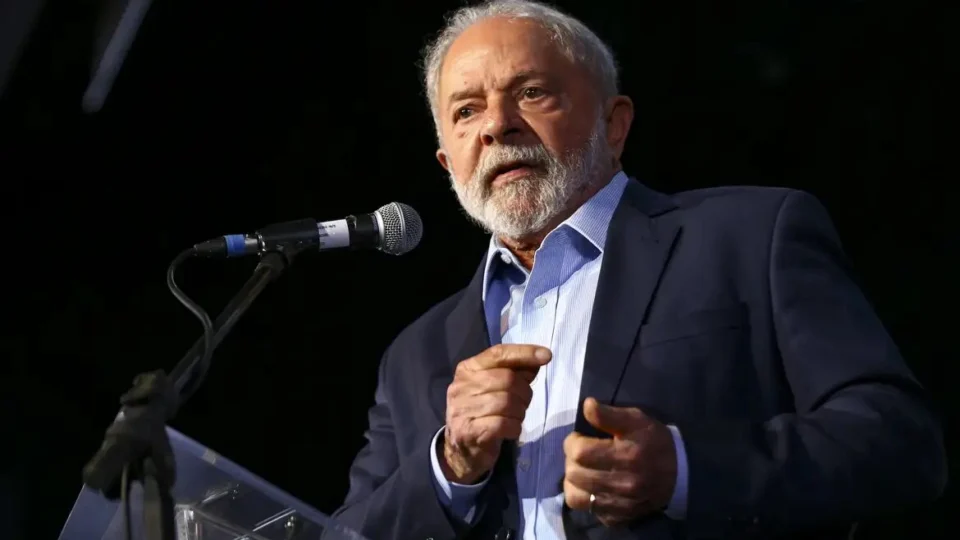 Presidente Lula decreta luto oficial de 3 dias no Brasil após queda de avião em Vinhedo