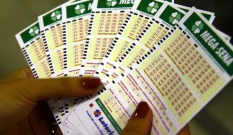 Mega-Sena: três apostas ganham mais de R$ 54 milhões cada