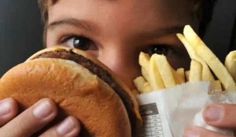 Obesidade infantojuvenil: doença deve aumentar até 2044; confira