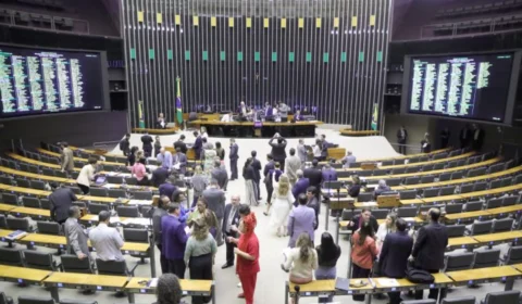 Partidos políticos poderão ter multas bilionárias perdoadas