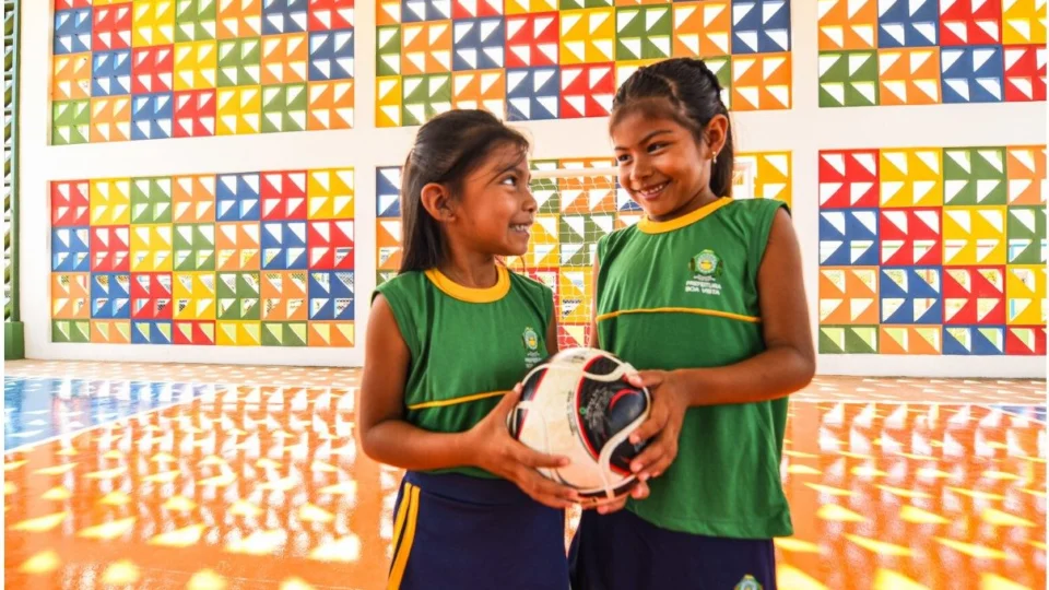 Prefeitura entrega duas novas quadras poliesportivas na zona rural de Boa Vista