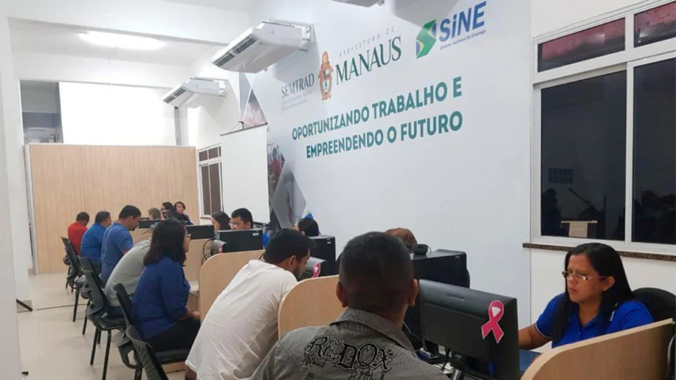 Emprego: Sines ofertam 323 vagas nesta quinta (4) em Manaus