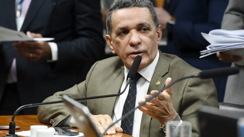 Mecias de Jesus diz que está focado na reeleição ao Senado Federal