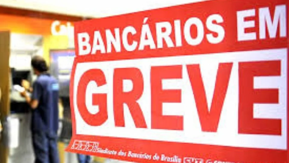 Bancários ameaçam entrar em greve nesta sexta (30) no AM