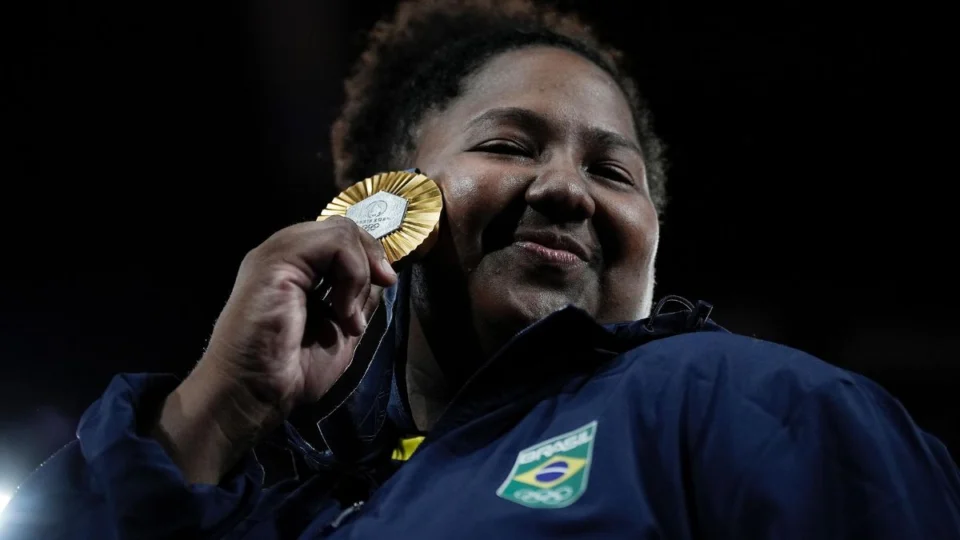 Olimpíadas 2024: saiba quanto Beatriz Souza vai ganhar pelo ouro