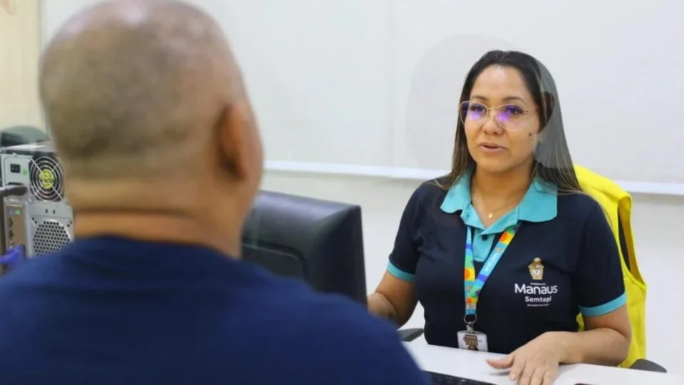 Sines ofertam 676 vagas de emprego nesta segunda (26); confira