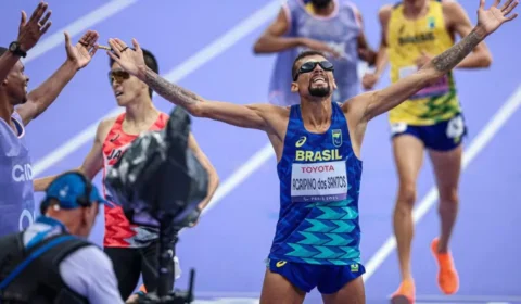 Paralimpíadas 2024: Julio Cesar conquista ouro no atletismo