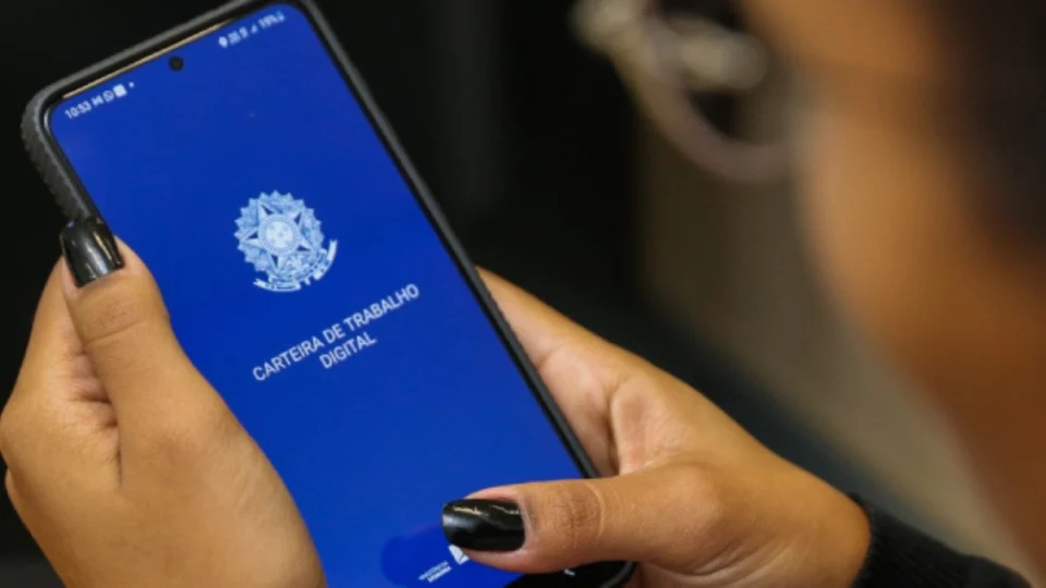 Sines ofertam 563 vagas de emprego nesta terça (13); saiba mais