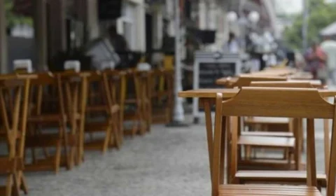 Serviços não financeiros batem recorde de ocupação em 2022