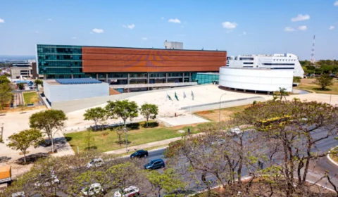 Projeto pode impedir mulheres trans de competirem no DF, entenda