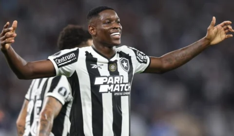 Botafogo x Vitória: onde assistir ao vivo ao jogo do Brasileirão