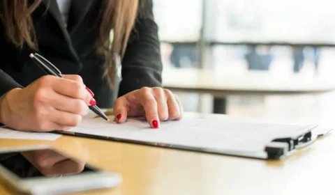 Saiba a diferença entre rescisão por justa causa e sem justa causa