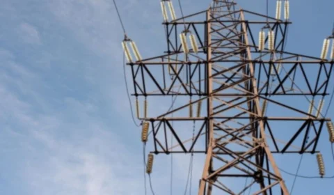 Bairros de Manaus ficam sem energia nesta terça-feira (1/10); confere