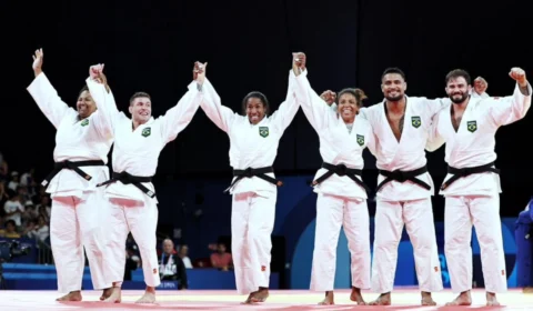 Olimpíadas 2024: Brasil é bronze no judô por equipes