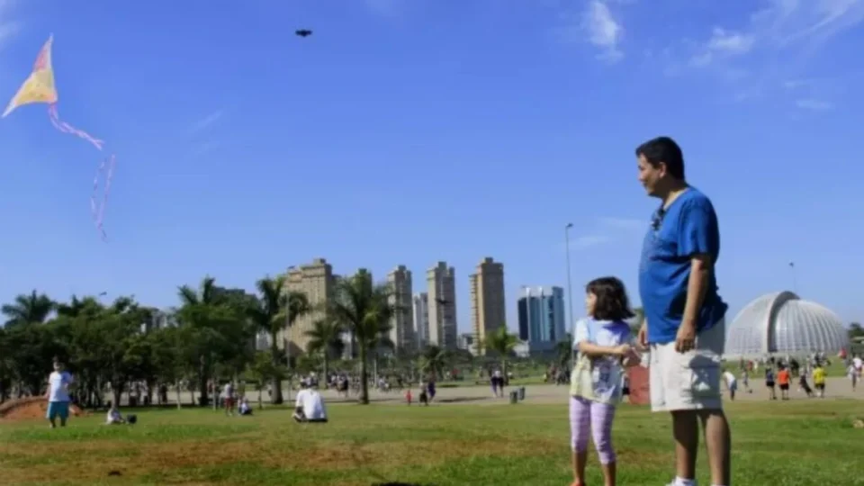 Campanha nacional vai incluir paternidade nas certidões