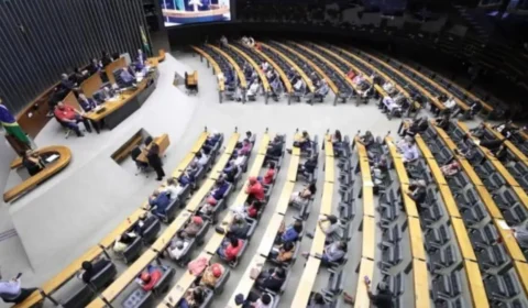 Câmara retoma atividades com regulamentação tributária