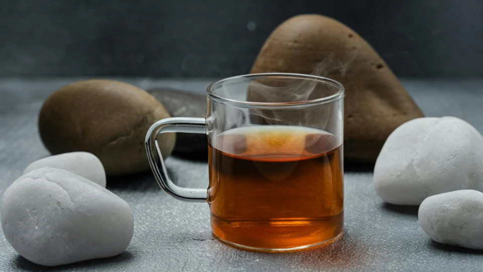 Chá de Sucupira: para que serve e como usar a semente?