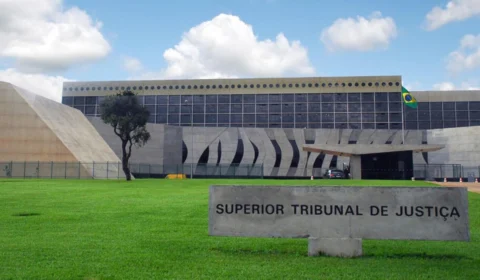 Concurso STJ: edital publicado com salários de R$12 mil; confira