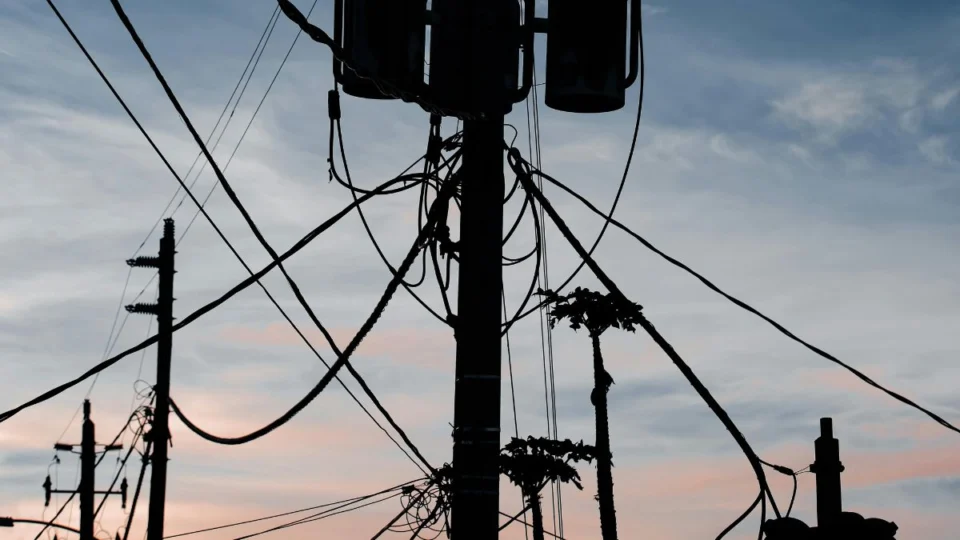 Apagão em Rondônia e Acre: o que causou a queda de energia?